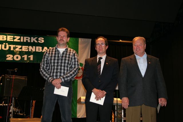 Bezirksschützenball 2011 - 097