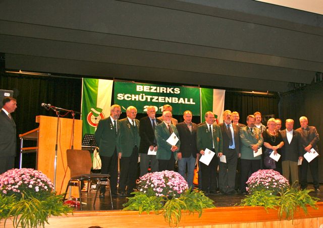 Bezirksschützenball 2011 - 114